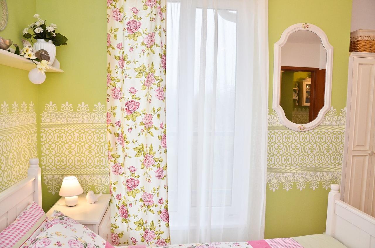 Romantic Apartman Hajduszoboszlo Exterior photo
