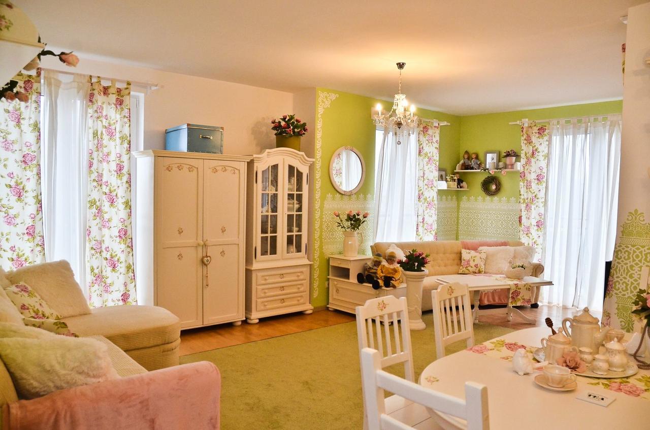Romantic Apartman Hajduszoboszlo Exterior photo